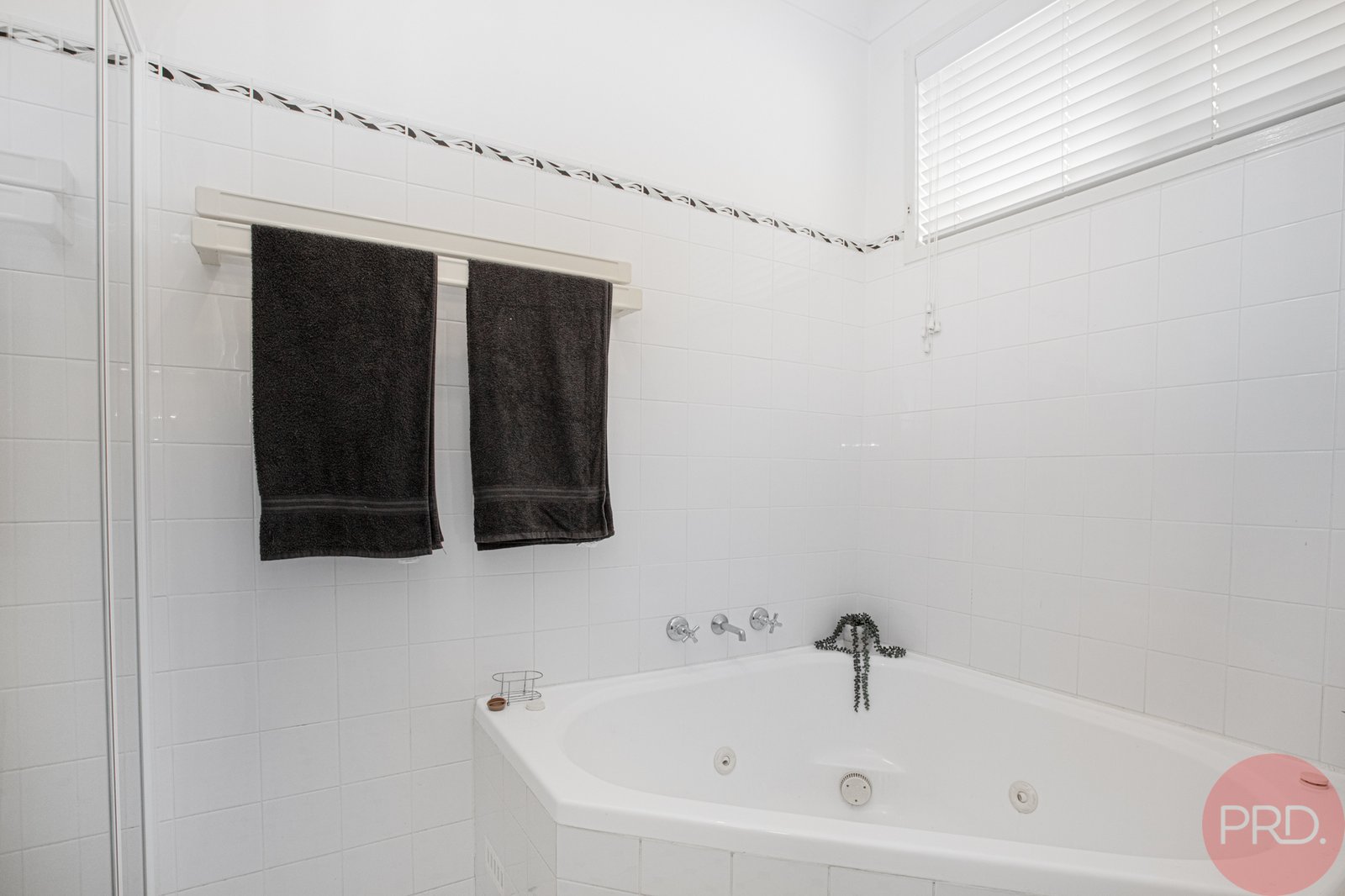 5 Baker Drive TENAMBIT 19