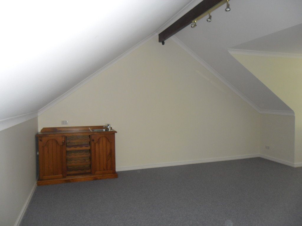 5 Banksia Street JOONDANNA 13