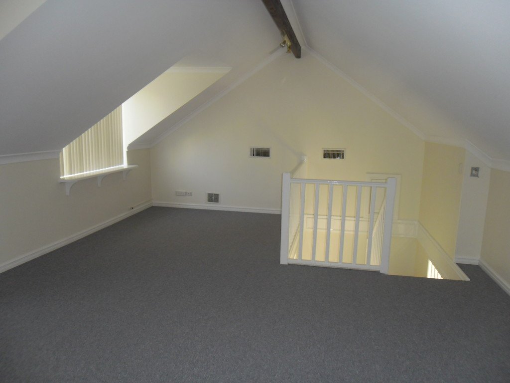 5 Banksia Street JOONDANNA 14