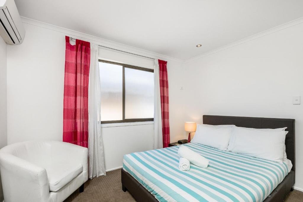 5 Banyan Court ASHMORE 13