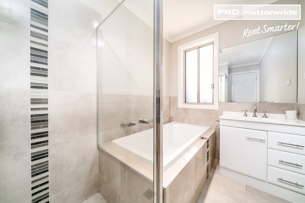 5 Barmedman Avenue GOBBAGOMBALIN 12