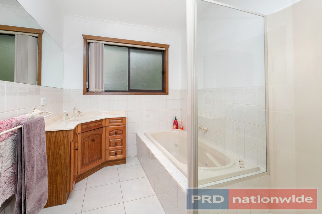 5 Barrington Court MOUNT CLEAR 11