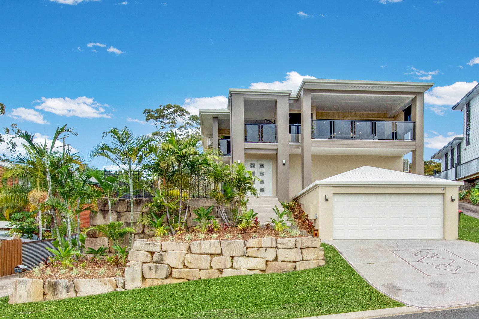 5 Bauhinia Street BOYNE ISLAND 1