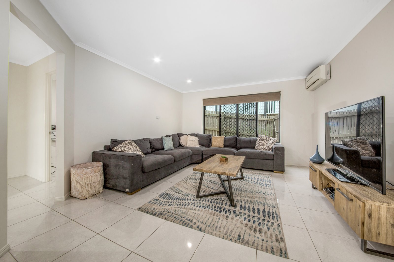 5 Bauhinia Street BOYNE ISLAND 6