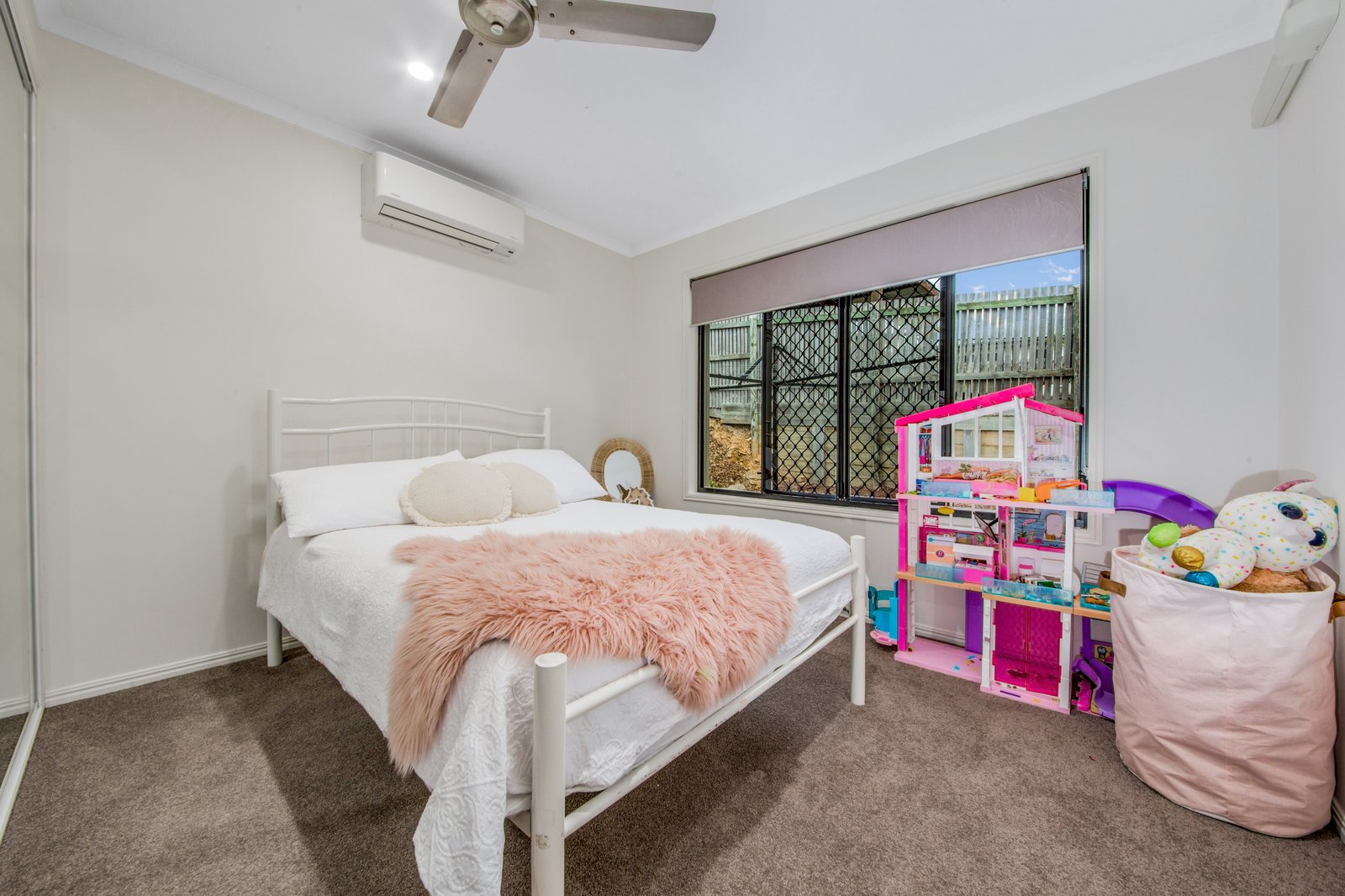 5 Bauhinia Street BOYNE ISLAND 10