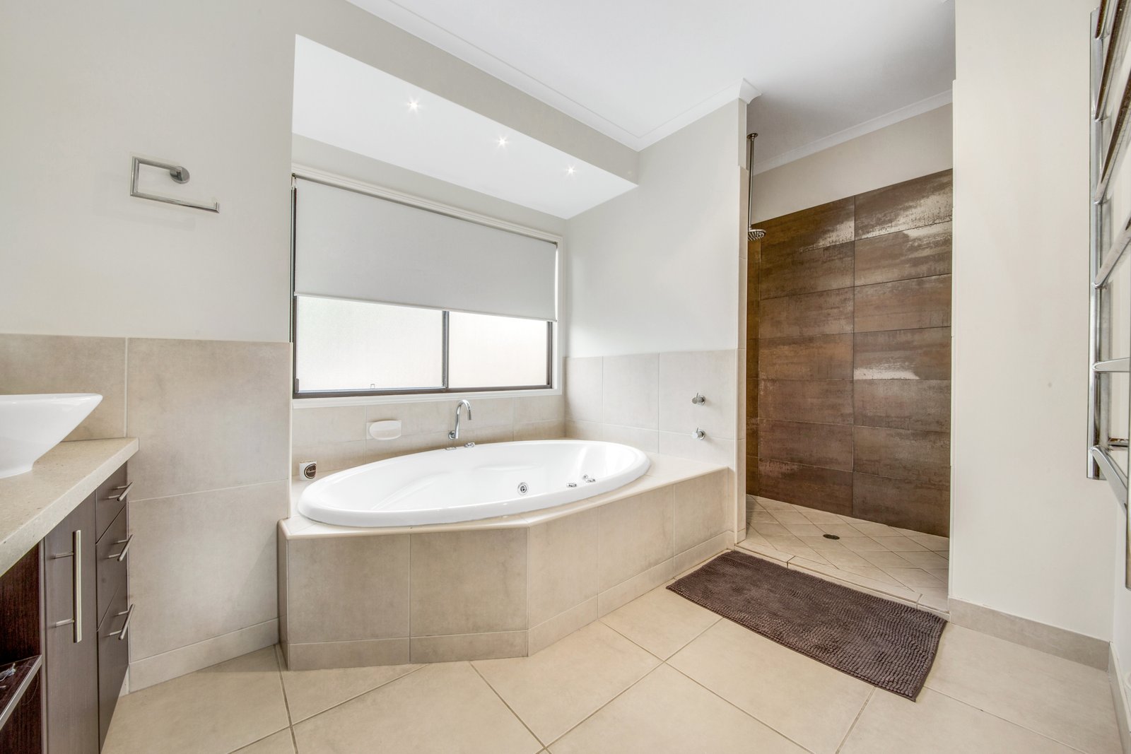 5 Bauhinia Street BOYNE ISLAND 15