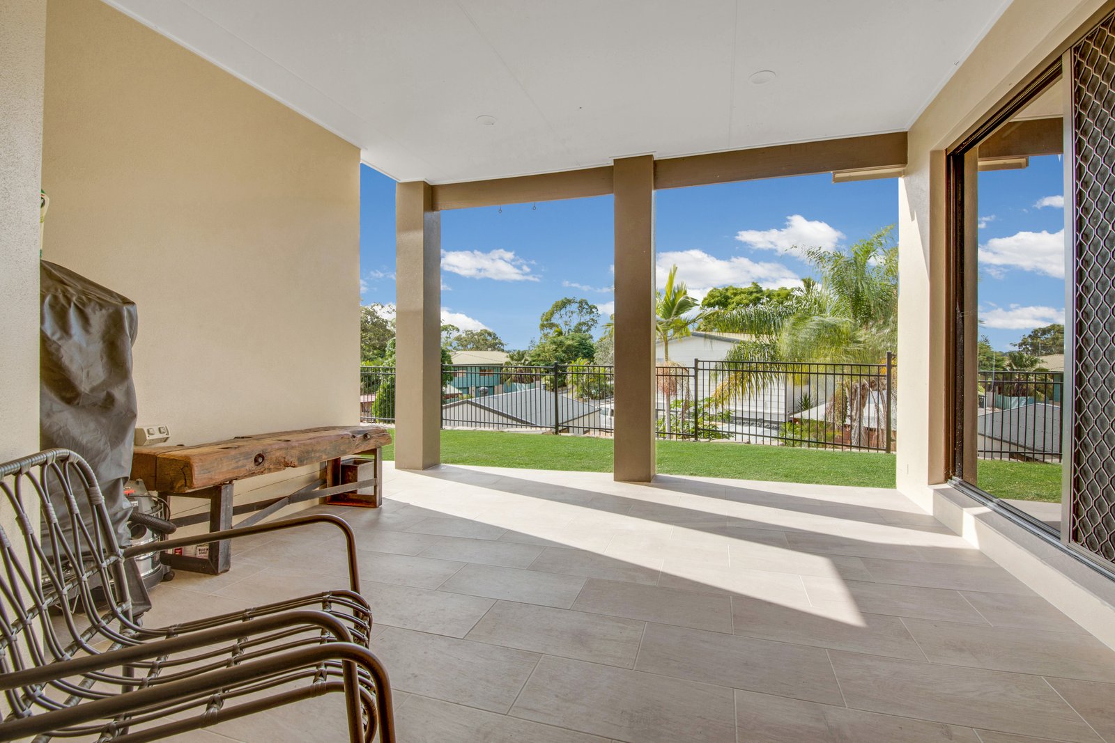 5 Bauhinia Street BOYNE ISLAND 21