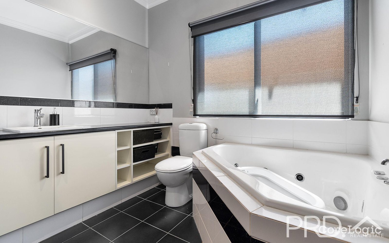 5 Baynton Drive BAYNTON 14