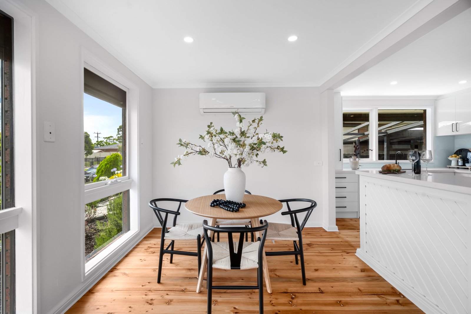 Real Estate and Property in 5 Baystone Road, Epping, VIC