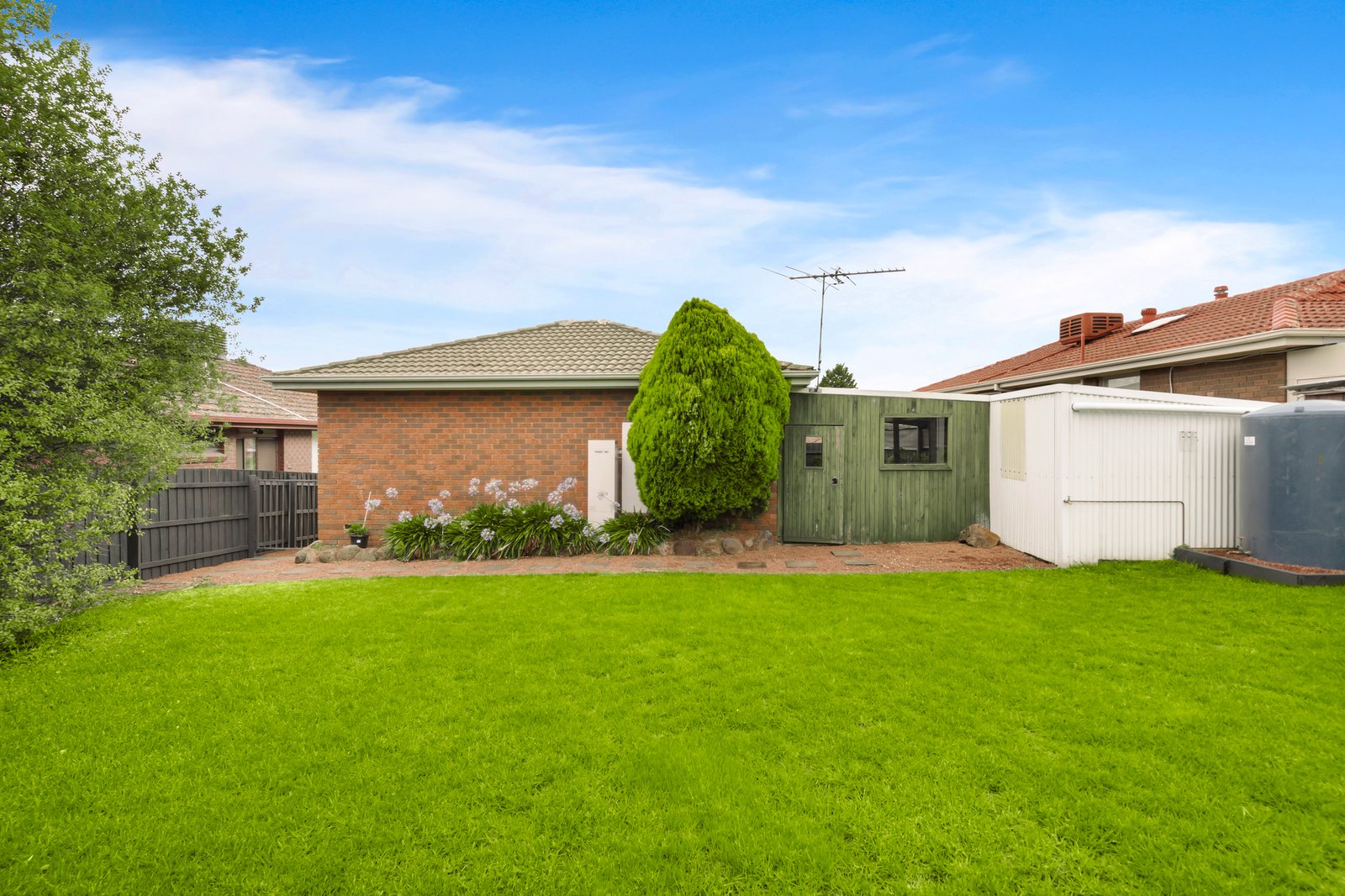 Real Estate and Property in 5 Baystone Road, Epping, VIC