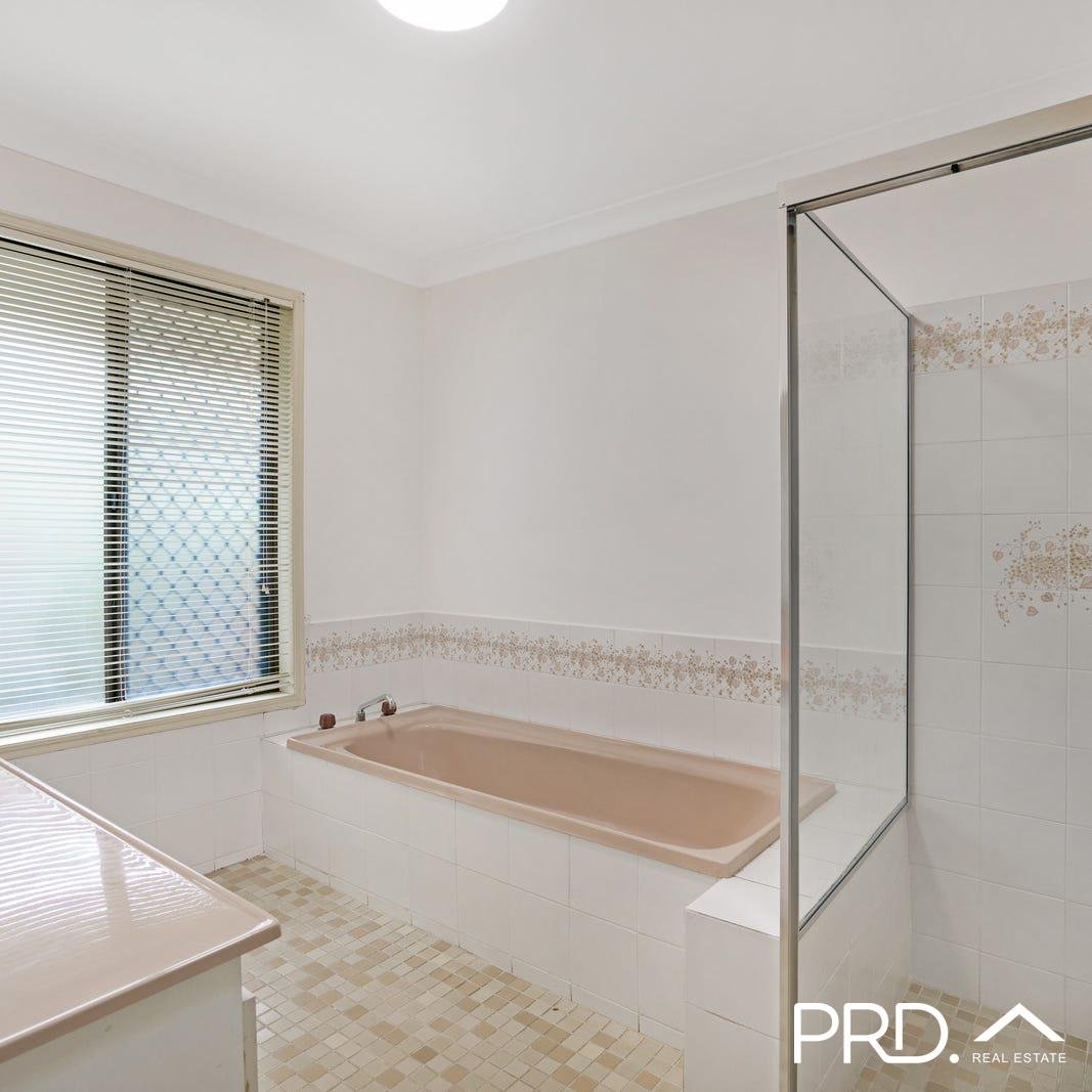 5 Beauty Point Drive ROBINA 9