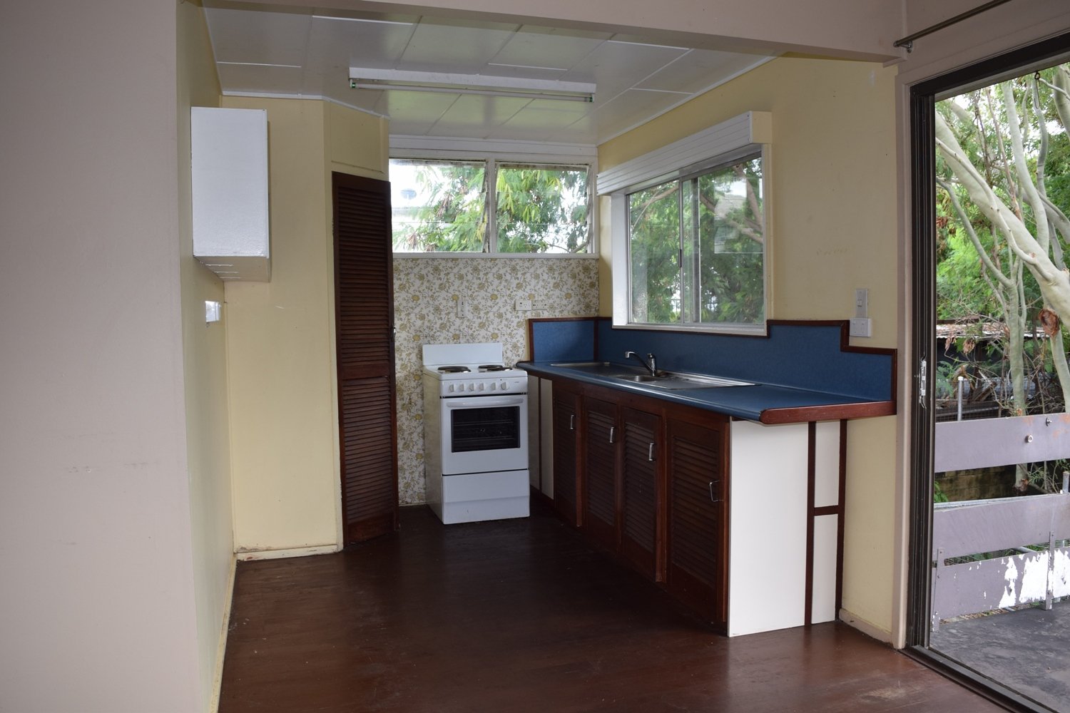 5 Begley Street AIRLIE BEACH 9