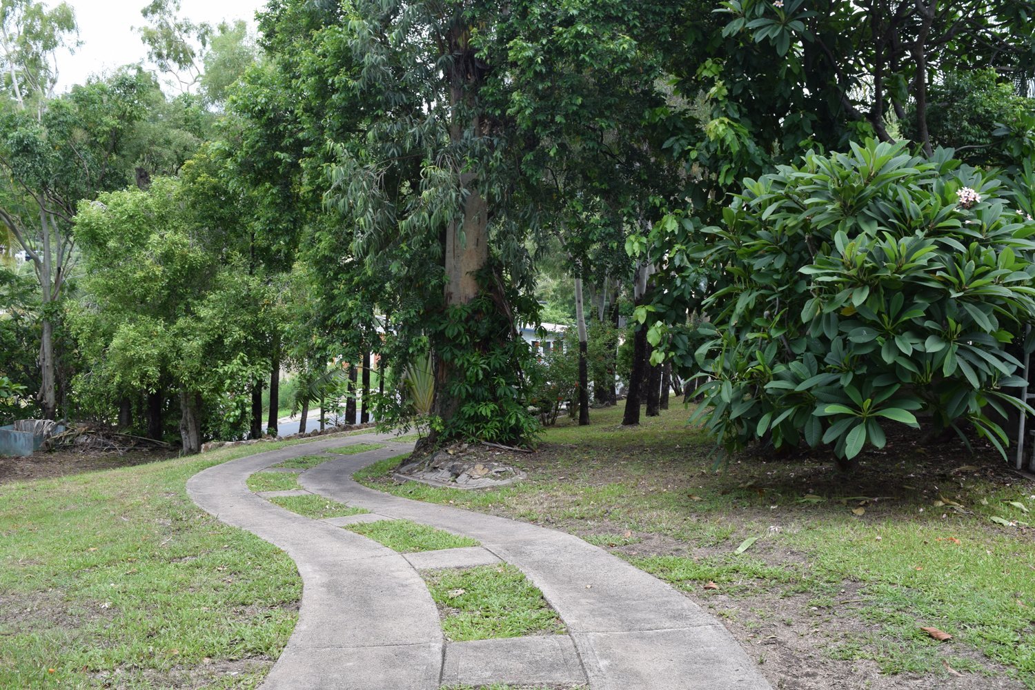 5 Begley Street AIRLIE BEACH 11