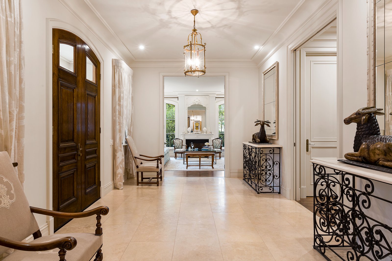 Real Estate and Property in 5 Bellaire Court, Toorak, VIC