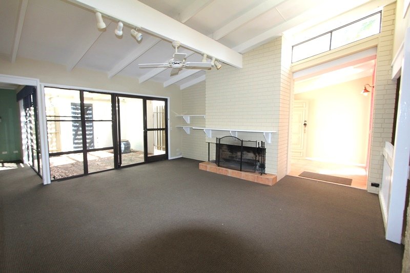 5 Bellatta Drive ASHMORE 2