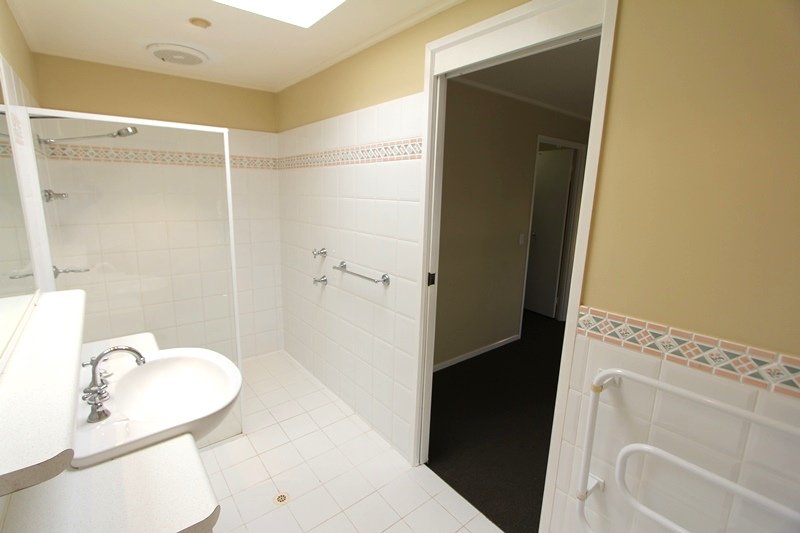 5 Bellatta Drive ASHMORE 9