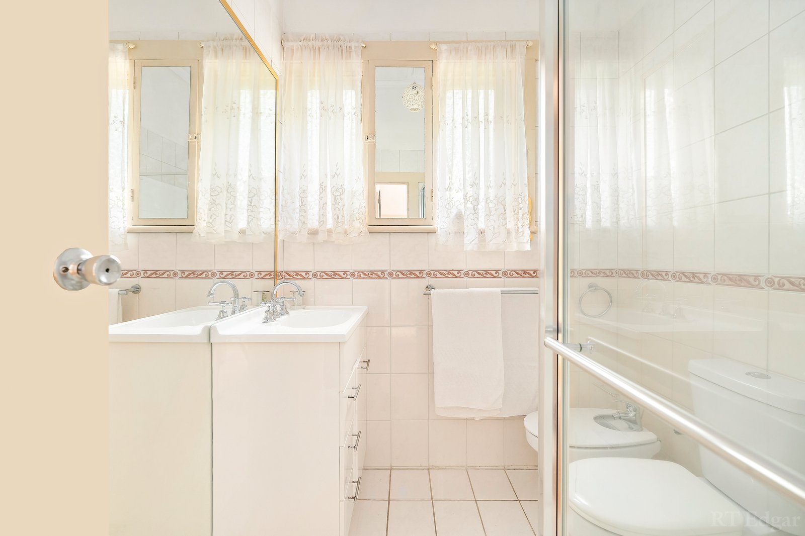 Real Estate and Property in 5 Beresford Street, Kew East, VIC