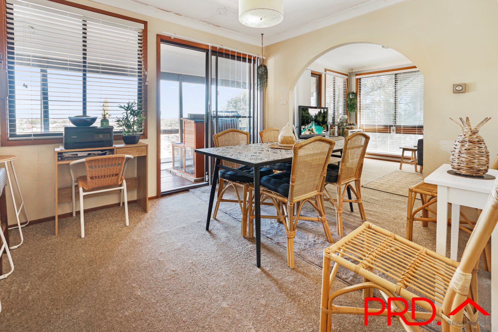 5 Bernice Place TAMWORTH 4