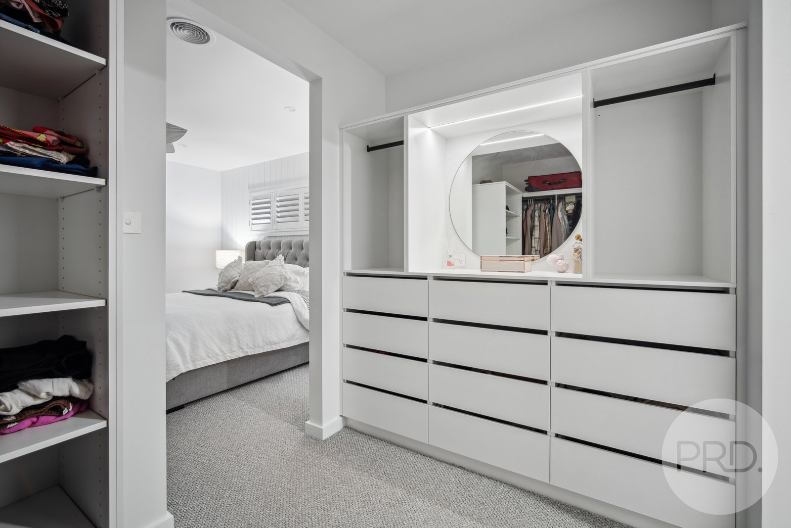 5 Billabong Crescent GOBBAGOMBALIN 37