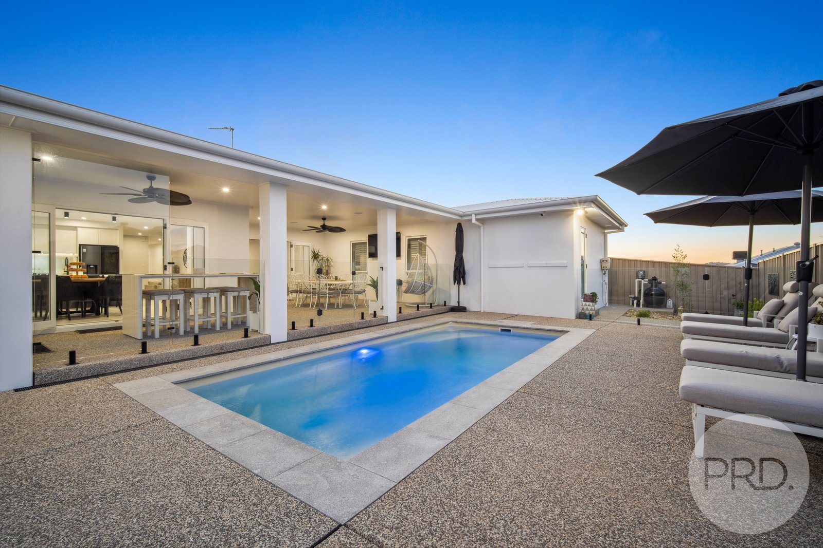 5 Billabong Crescent GOBBAGOMBALIN 43