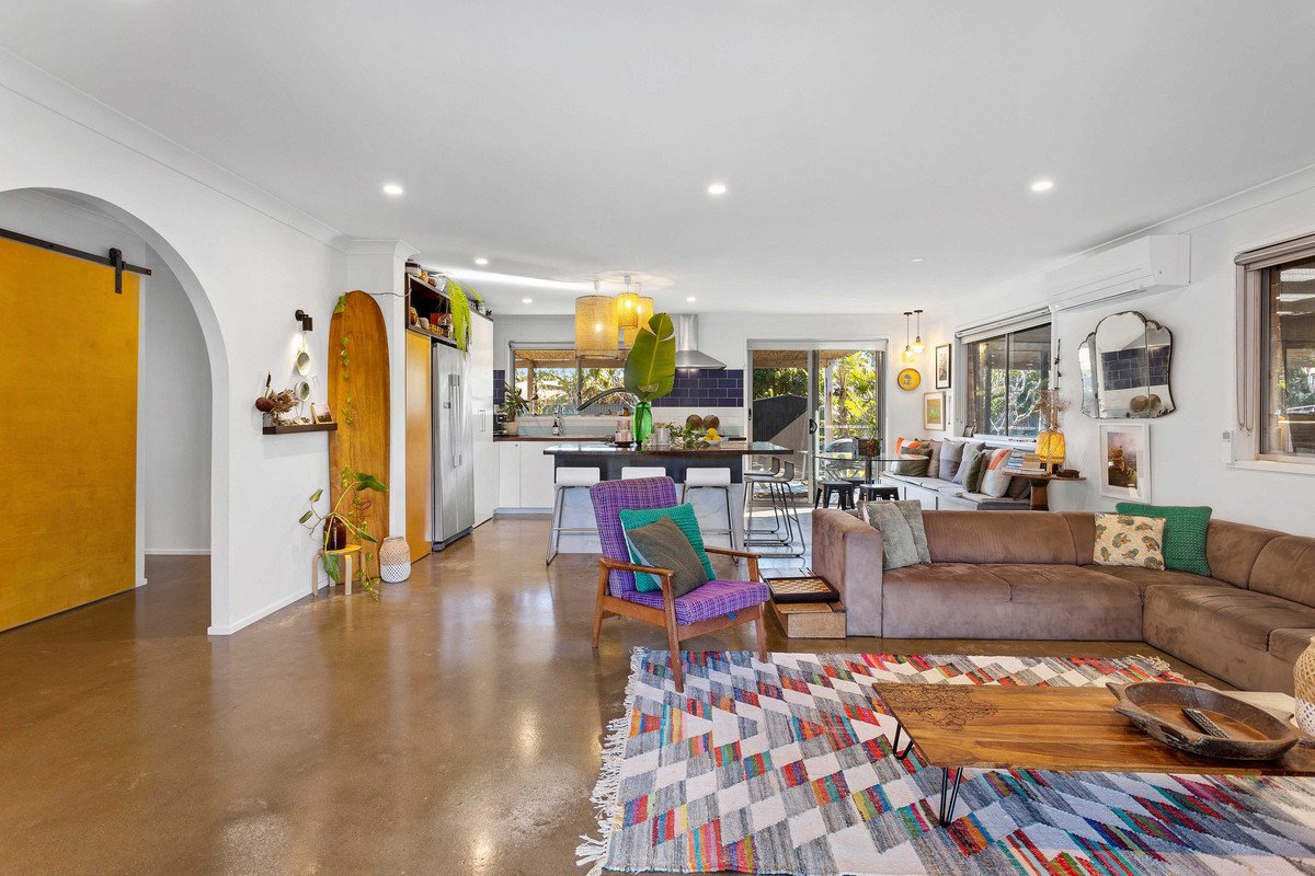 5 Binnacle Court Mermaid Waters 4