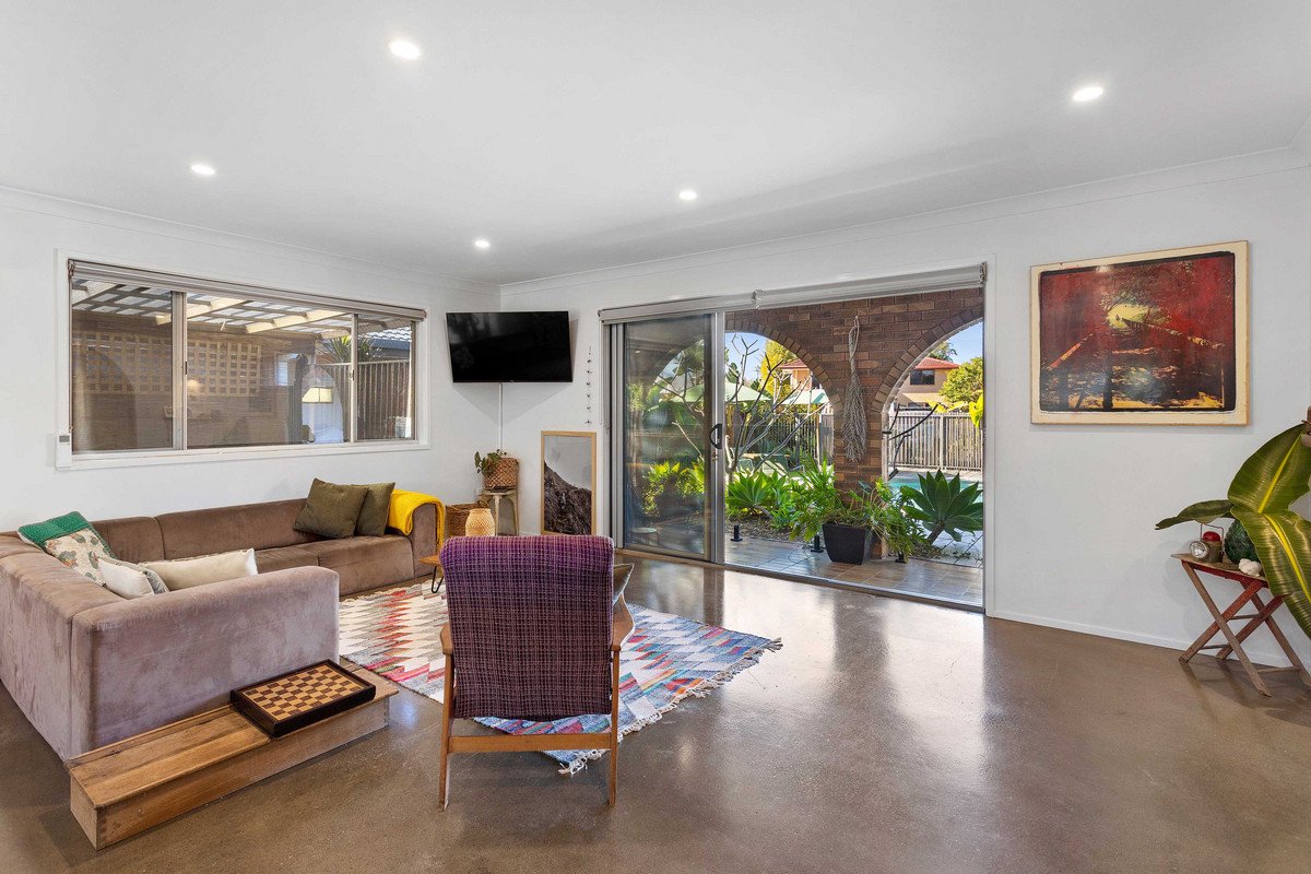 5 Binnacle Court Mermaid Waters 5