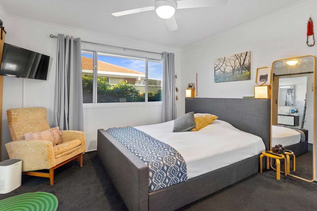 5 Binnacle Court Mermaid Waters 8