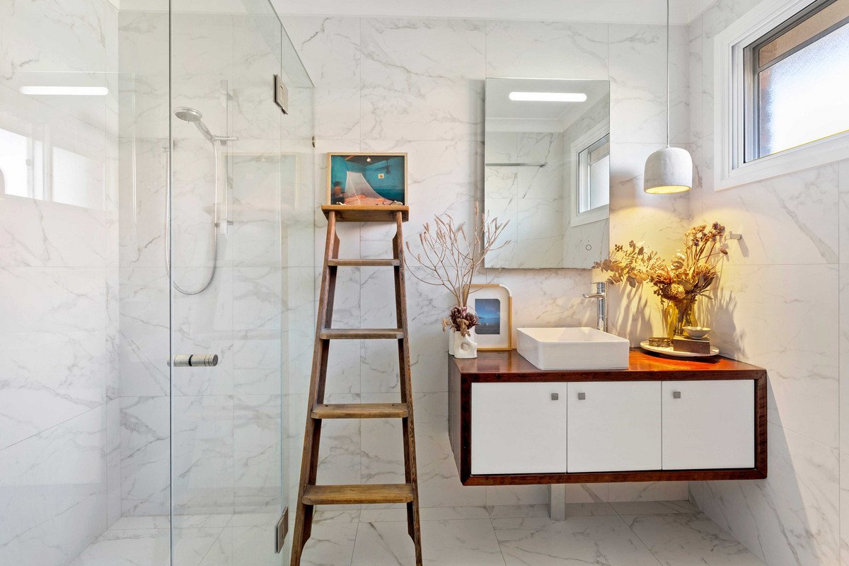 5 Binnacle Court Mermaid Waters 9