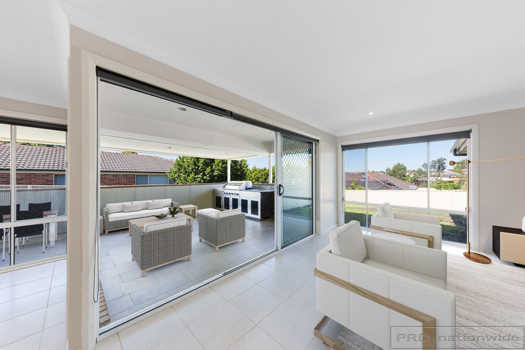 5 Birch Grove ABERGLASSLYN 4