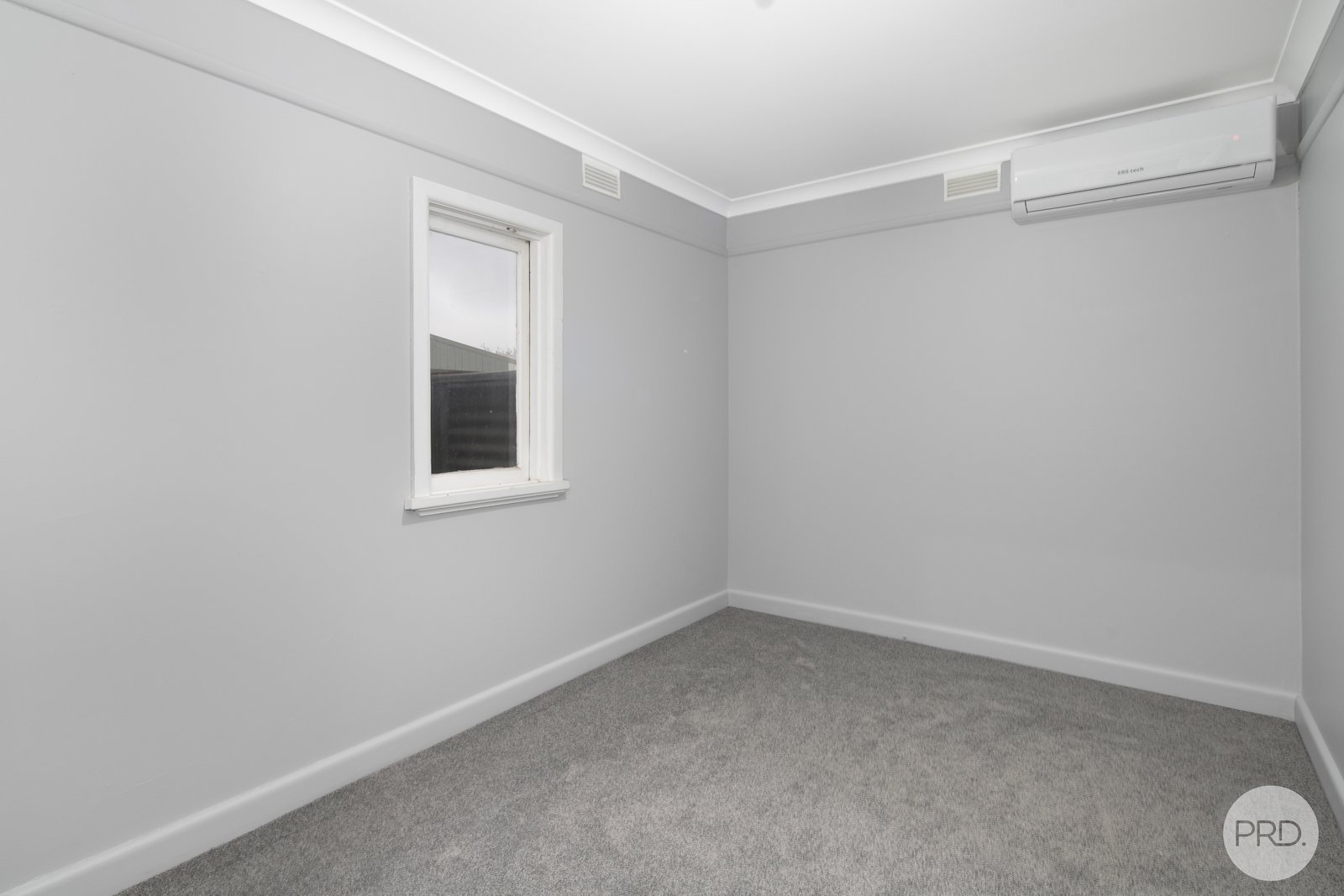 5 Birdwood Avenue SEBASTOPOL 9