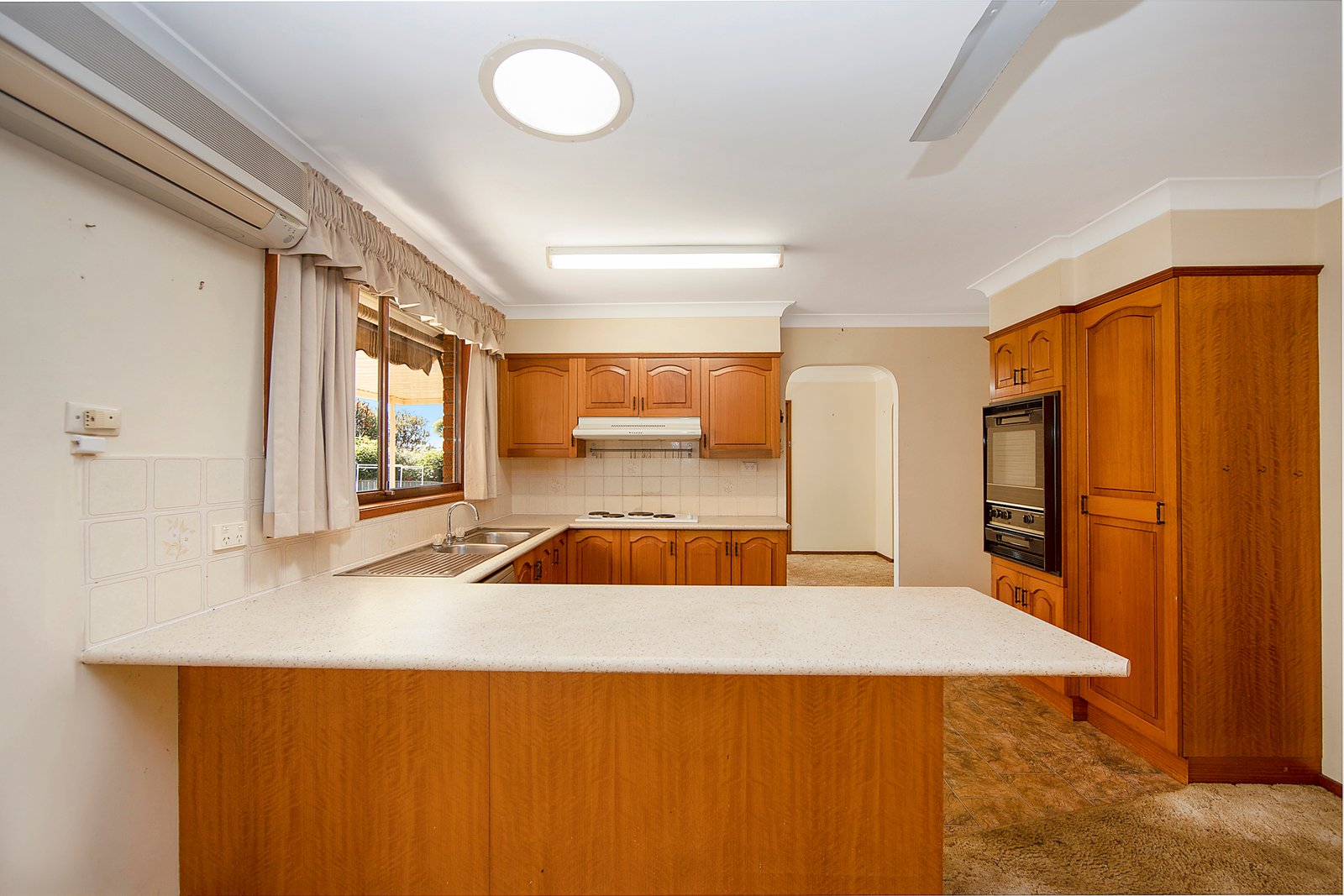 5 Blackbutt Crescent LAURIETON 2