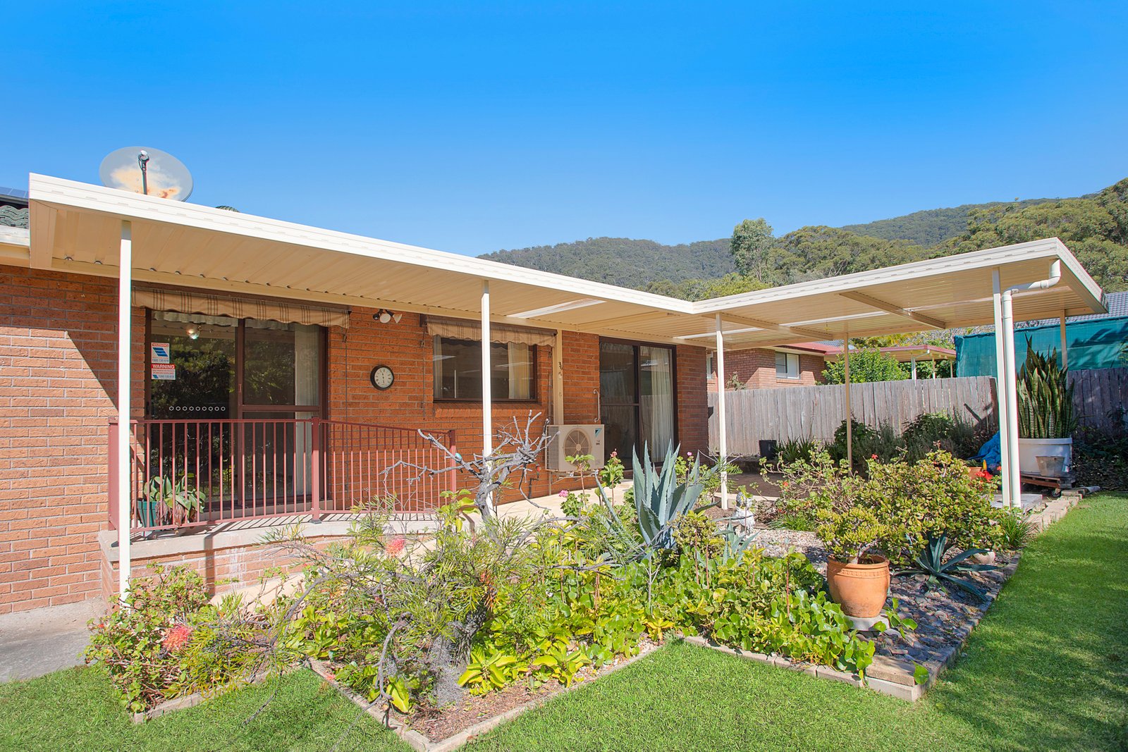 5 Blackbutt Crescent LAURIETON 14