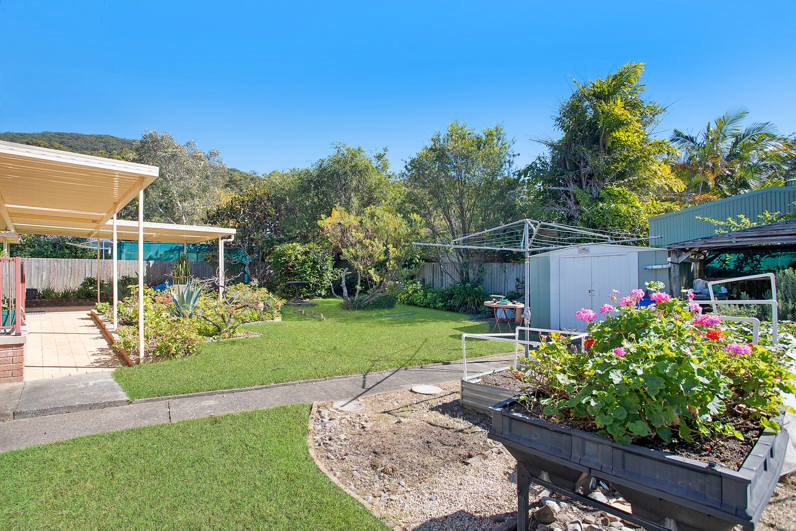 5 Blackbutt Crescent LAURIETON 15