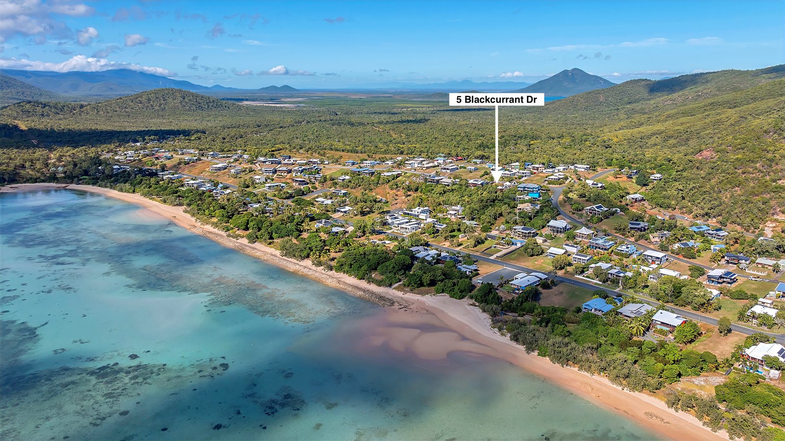 5 Blackcurrant Drive HIDEAWAY BAY 2