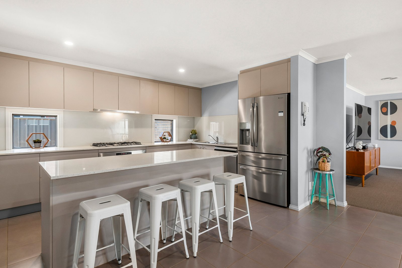 Real Estate and Property in 5 Blanche Close, Kyneton, VIC