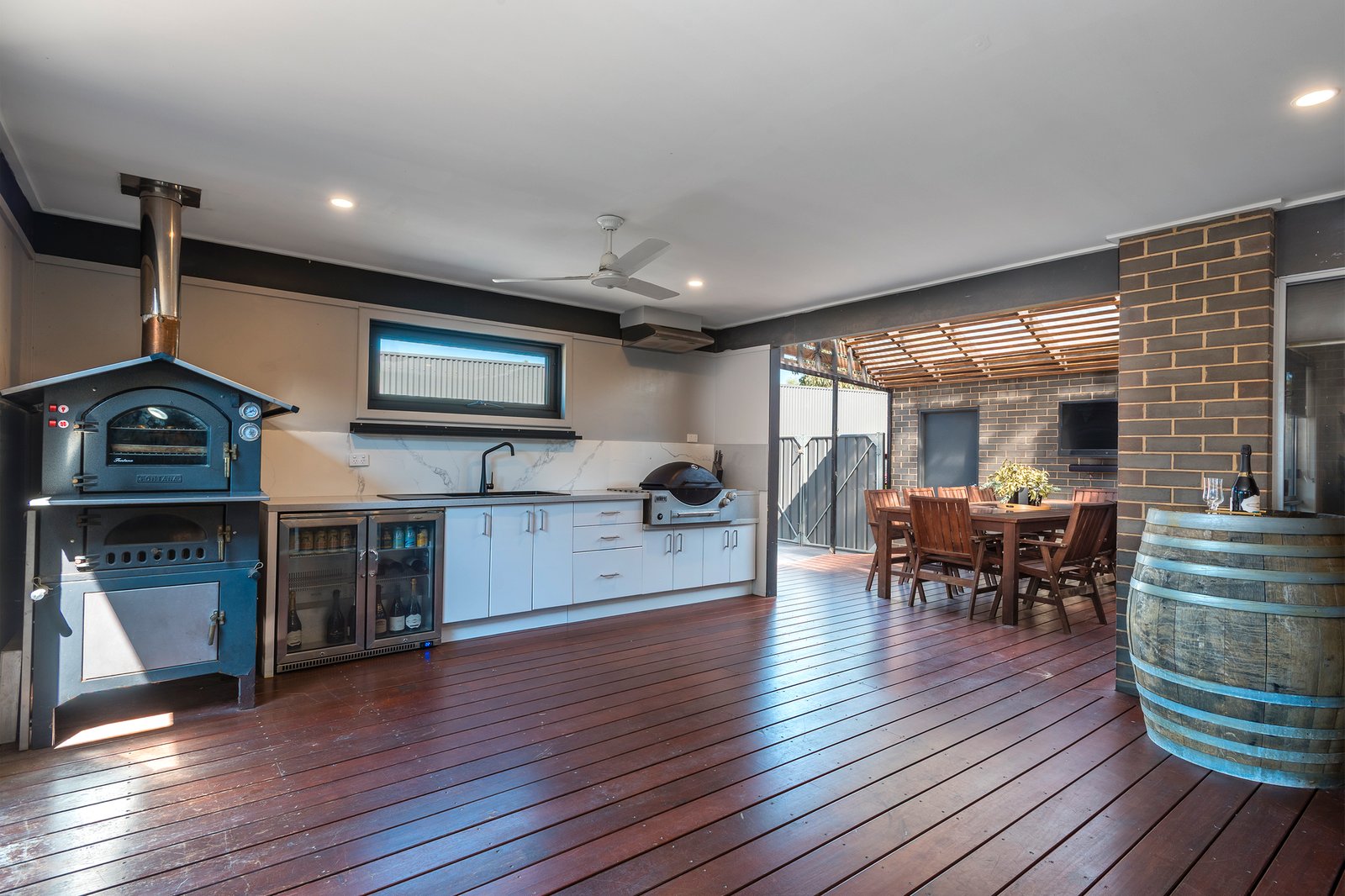 Real Estate and Property in 5 Blanche Close, Kyneton, VIC