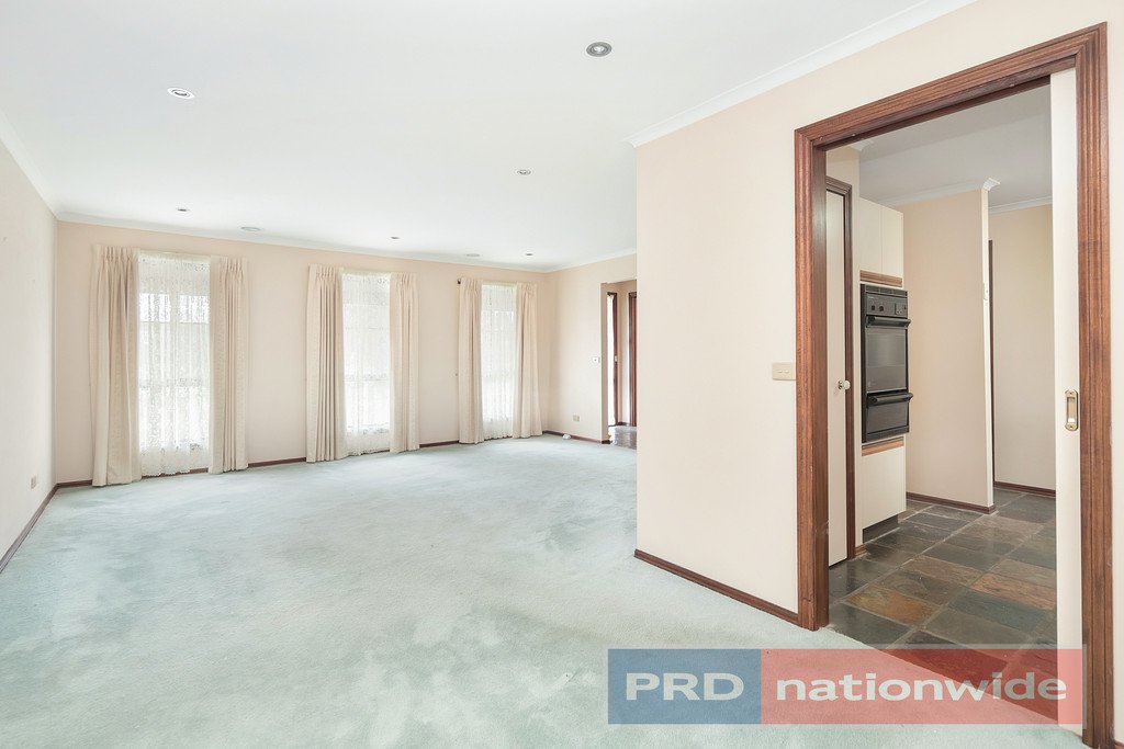 5 Bonshaw Drive SEBASTOPOL 4