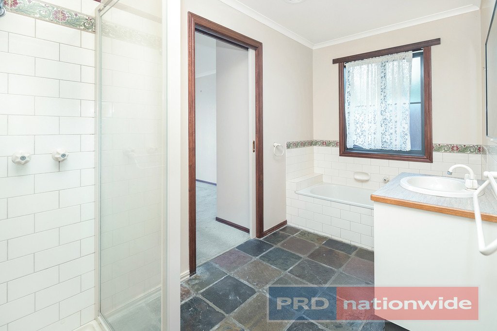 5 Bonshaw Drive SEBASTOPOL 6