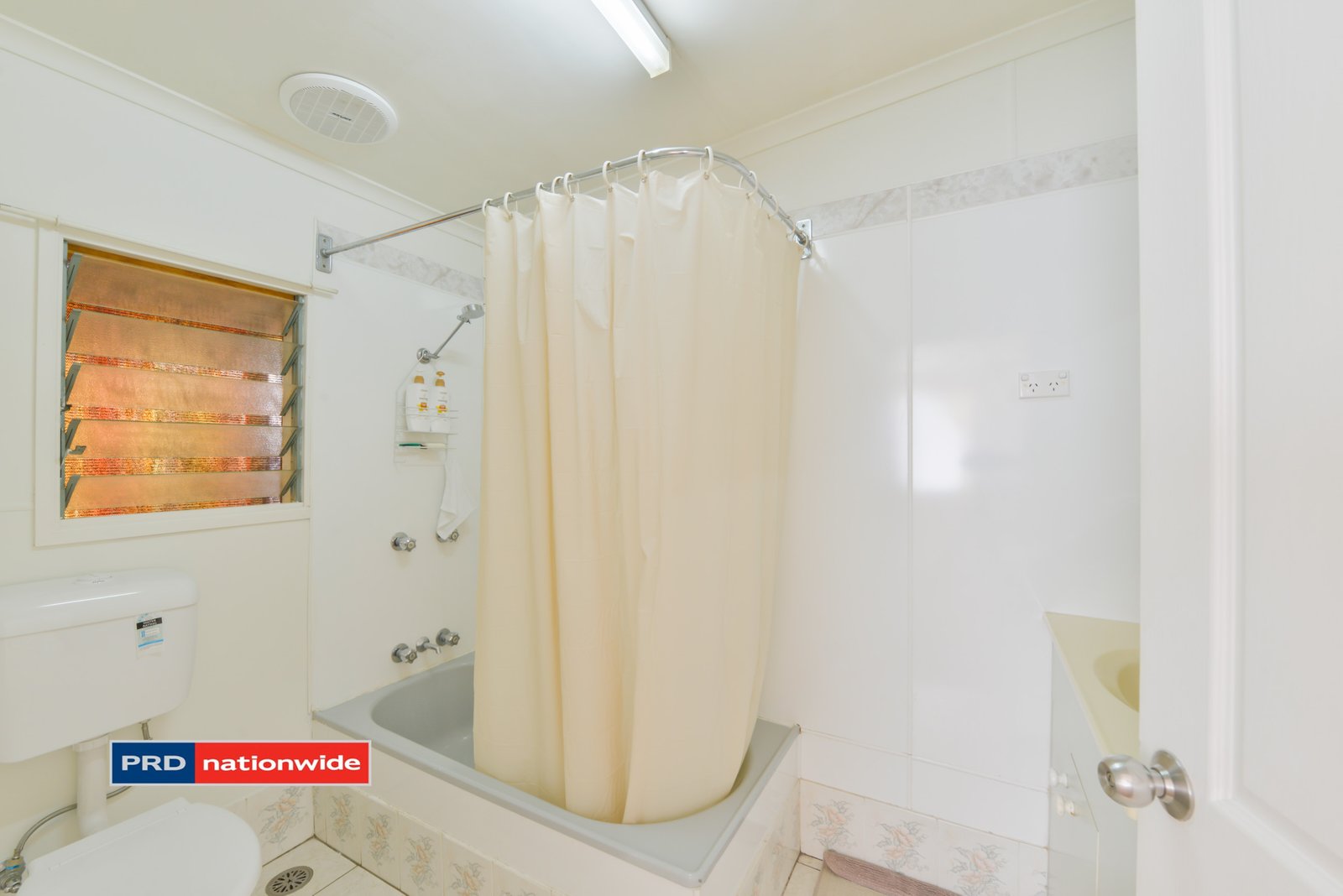 5 Bourne Street TAMWORTH 8
