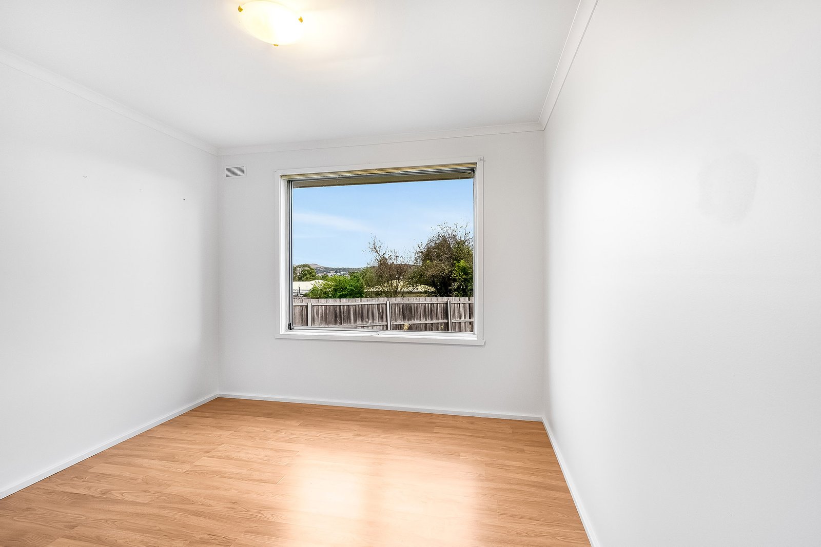 5 Brambling Way CLARENDON VALE 6