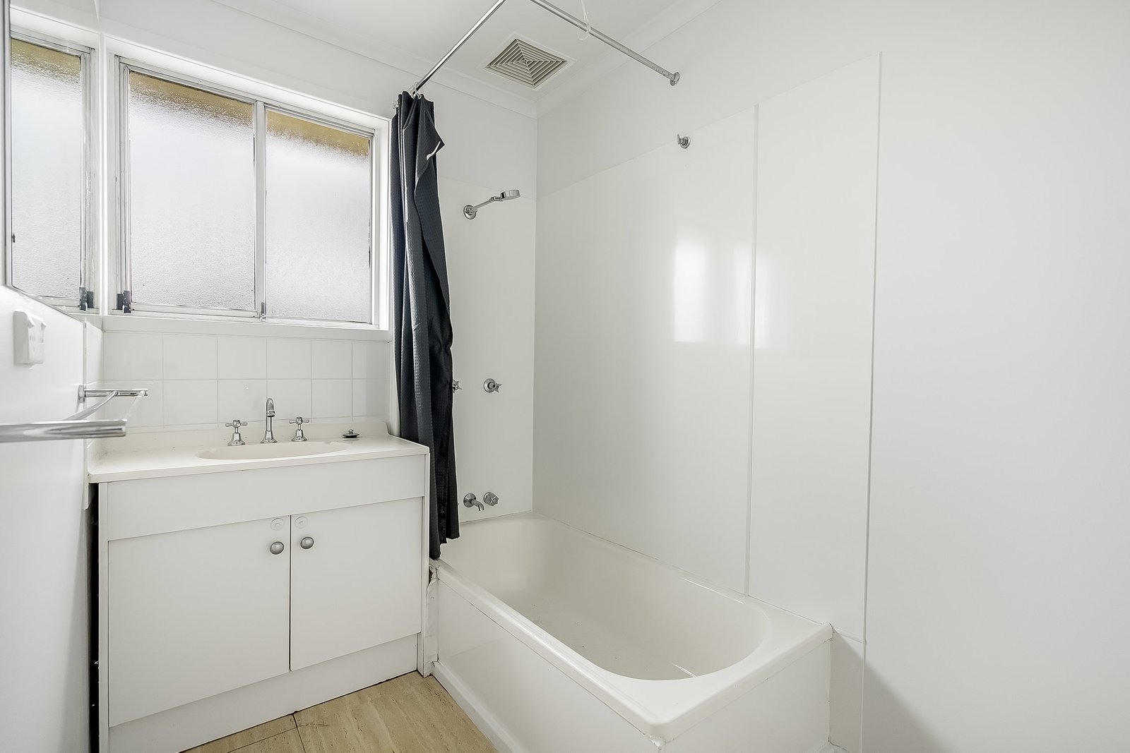5 Brambling Way CLARENDON VALE 7