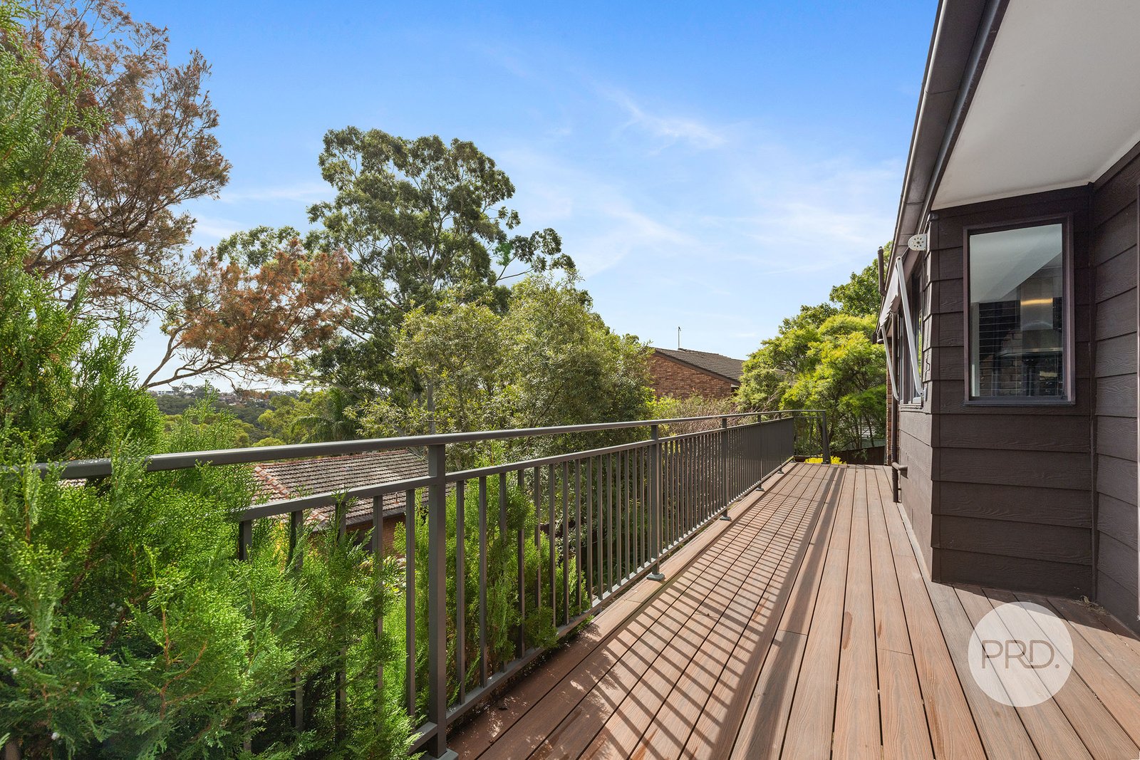 5 Bramwell Place ILLAWONG 2