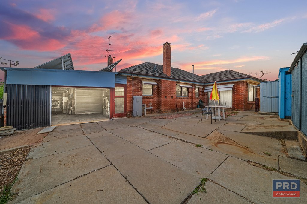 5 Bray Street LONG GULLY 9
