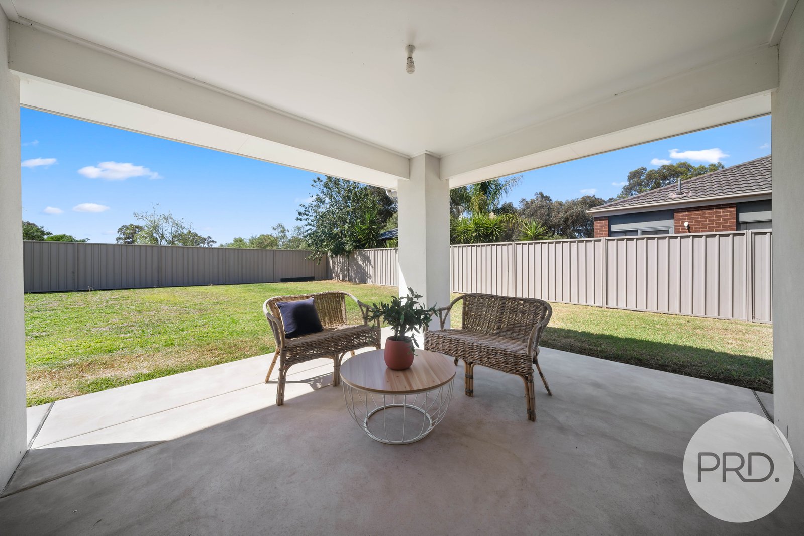 5 Breasley Crescent BOOROOMA 14