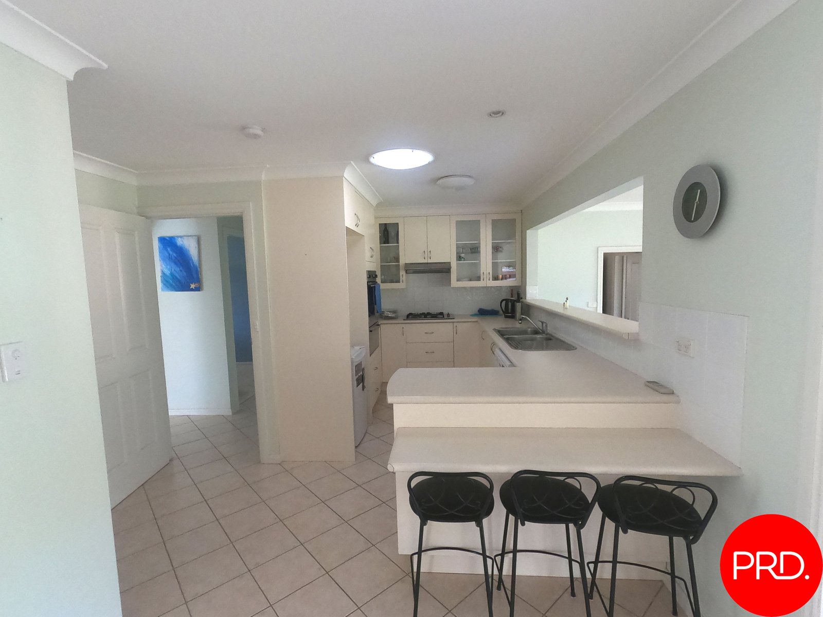 5 Brett Place INGLEBURN 8