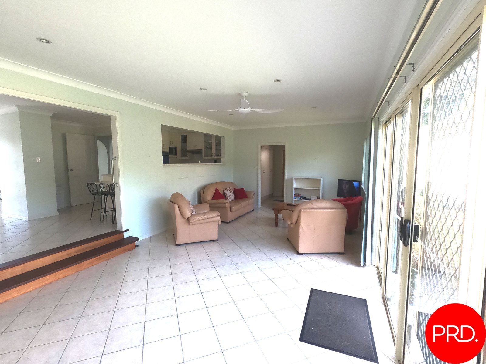 5 Brett Place INGLEBURN 7