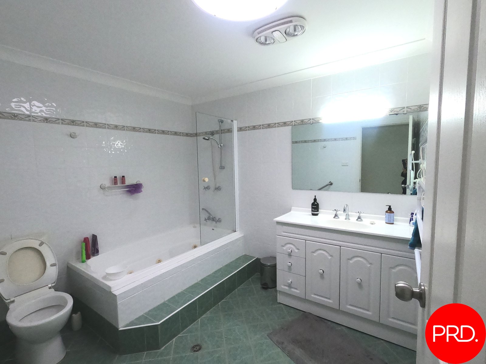 5 Brett Place INGLEBURN 11