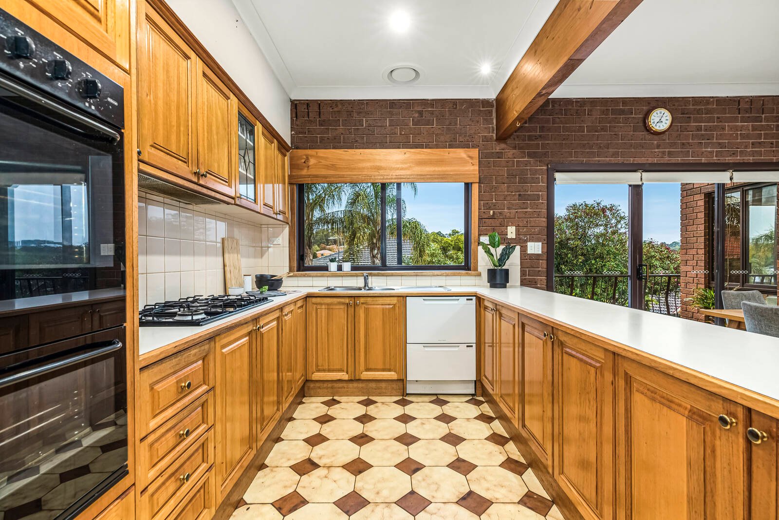 Real Estate and Property in 5 Briarfield Court, Templestowe, VIC