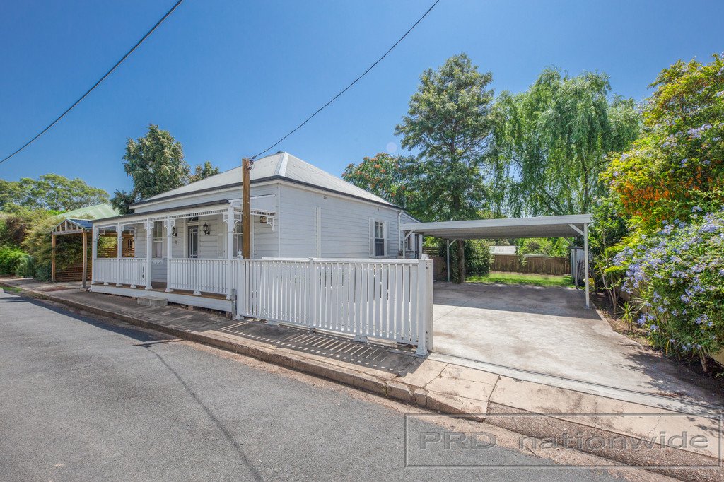 5 Bridge Street MAITLAND 2
