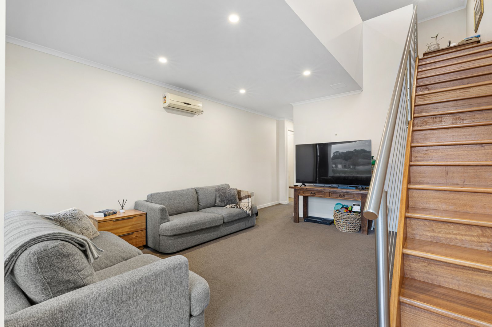 Gallery: 5 Broderick Court